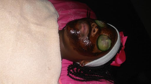 Beauty Salon «Studio 6 Salon & Spa Inc», reviews and photos, 3318 N Hwy 67, Florissant, MO 63033, USA