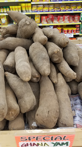 Shopping Mall «Pines Shopping Center», reviews and photos, 650 Elden St, Herndon, VA 20170, USA