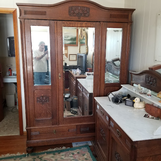 Antique Store «Rhinebeck Antique Emporium», reviews and photos, 5229 Albany Post Rd, Staatsburg, NY 12580, USA