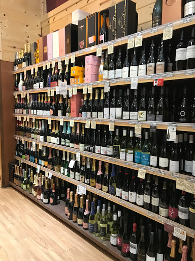 Wine Store «Palo Alto Fine Wine & Spirits», reviews and photos, 3163 Middlefield Rd, Palo Alto, CA 94306, USA