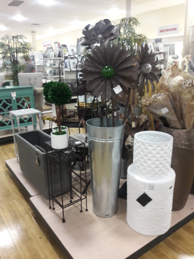 Department Store «HomeGoods», reviews and photos, 9023 Columbus Pike, Lewis Center, OH 43035, USA