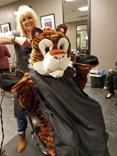 Beauty Salon «Karisma Hair Salon and Spa», reviews and photos, 30 American Way, Monroe, OH 45050, USA