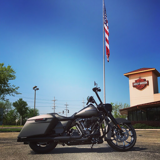 Motorcycle Dealer «Lake Shore Harley-Davidson», reviews and photos, 14000 W Rockland Rd, Libertyville, IL 60048, USA
