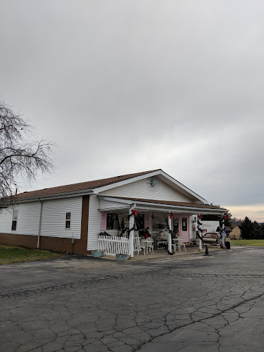 Home Goods Store «Monica Potter Home», reviews and photos, 12724 OH-88, Garrettsville, OH 44231, USA