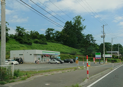 ファミリーマート 五戸浅水店