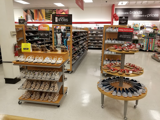 Department Store «T.J. Maxx», reviews and photos, 1650 Miami Gardens Dr, North Miami Beach, FL 33179, USA