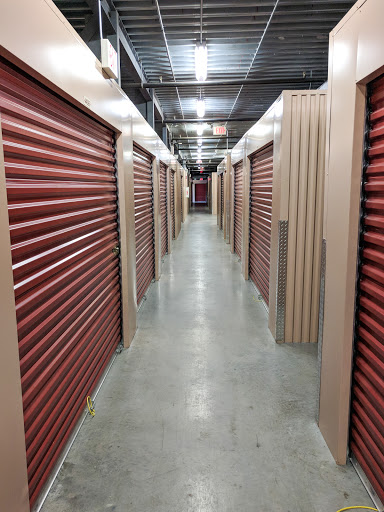 Self-Storage Facility «Self Storage Centers of America», reviews and photos, 9234 Causeway Blvd, Tampa, FL 33619, USA
