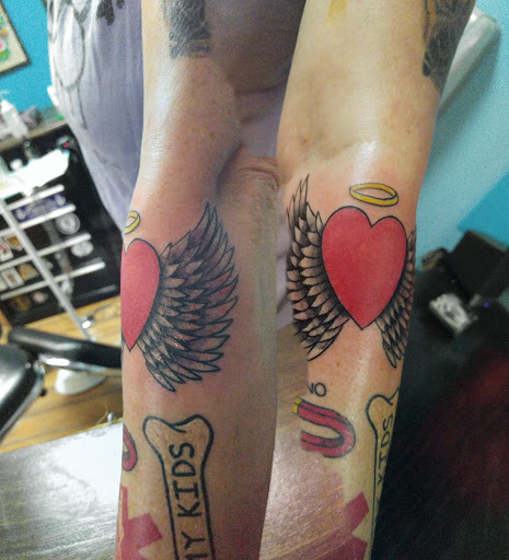 Tattoo Shop «Anchors Up Tattoo», reviews and photos, 720 E Eau Gallie Blvd, Melbourne, FL 32937, USA