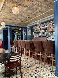 Atmosphère du Restaurant Molly's à Paris - n°11