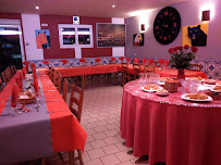 Atmosphère du Restaurant portugais O Galo à Gond-Pontouvre - n°2