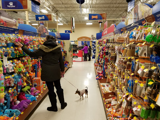 Pet Supply Store «PetSmart», reviews and photos, 1125 Hover St, Longmont, CO 80501, USA