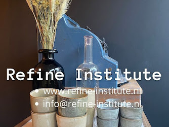 Schoonheidsspecialist Eindhoven | Bindweefselmassage | Refine Institute