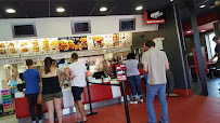 Atmosphère du Restaurant KFC Lilles Lezennes - n°9
