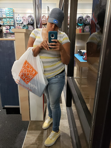 Shoe Store «Rack Room Shoes», reviews and photos, 4677 W Irlo Bronson Memorial Hwy, Kissimmee, FL 34746, USA