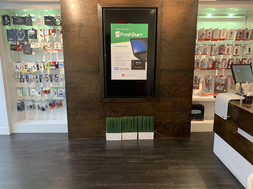 Cell Phone Store «Mega Mobile», reviews and photos, 230 Newbury St, Boston, MA 02116, USA