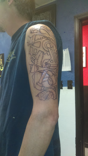 Tattoo Shop «Needle Masters Tattoo Studio», reviews and photos, 5801 Telegraph Rd, Toledo, OH 43612, USA