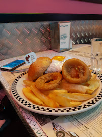 Hamburger du Restaurant américain Tommy's Diner à Moulins-lès-Metz - n°10