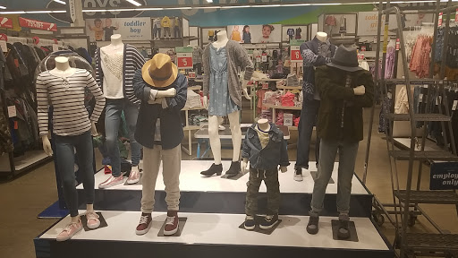 Clothing Store «Old Navy», reviews and photos, 3060 Center Valley Pkwy, Center Valley, PA 18034, USA