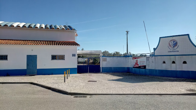 Avaliações doClube Desportivo Carapinheirense em Montemor-o-Velho - Campo de futebol