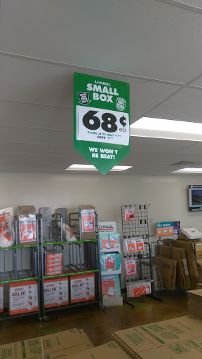 Truck Rental Agency «U-Haul Moving & Storage of Lubbock», reviews and photos, 1613 34th St, Lubbock, TX 79411, USA