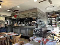 Atmosphère du Restaurant Les Tontons Flingueurs à Bayonne - n°4