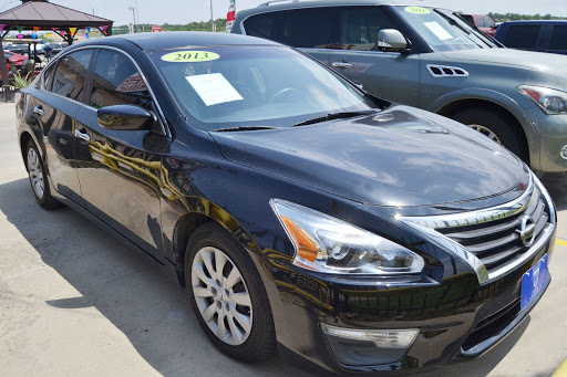 Used Car Dealer «Trinity Auto Sales Group», reviews and photos, 5801 W Jefferson Blvd, Dallas, TX 75211, USA