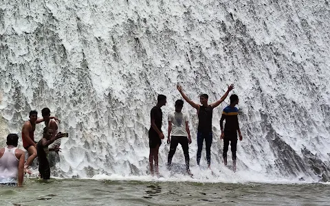Khandala Dam image