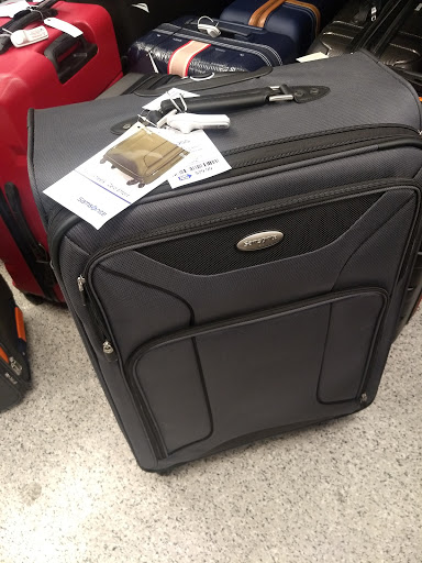 Shopping Mall «Diplomat Mall Shopping Center», reviews and photos, 1725 E Hallandale Beach Blvd, Hallandale Beach, FL 33009, USA