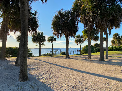 Golf Course «Spessard Holland Golf Course», reviews and photos, 2374 Oak St, Melbourne Beach, FL 32951, USA