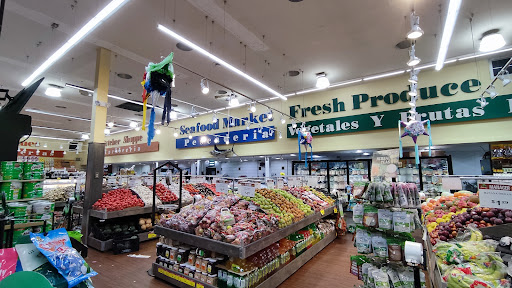 Supermarket «Food Fair La Gran Marqueta», reviews and photos, 946 Market St, Paterson, NJ 07513, USA