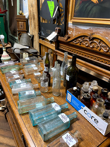 Home Goods Store «Olde Factory», reviews and photos, 139 S Hanover St, Hummelstown, PA 17036, USA