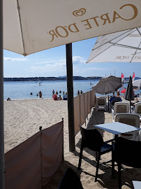 Atmosphère du Restaurant de spécialités à base de poisson-pêcheur Palm-b à Bandol - n°15