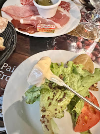 Raclette du Restaurant de fondues Pain Vin Fromages à Paris - n°19
