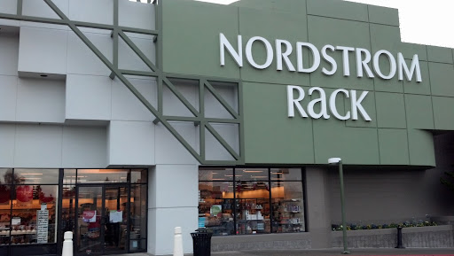 Department Store «Nordstrom Rack Clackamas Promenade», reviews and photos, 8930 SE Sunnyside Rd, Clackamas, OR 97015, USA