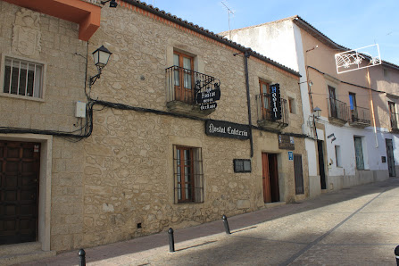 Hostal Restaurante Orellana P.º de Jacinto Ruiz de Mendoza, 2, 10200 Trujillo, Cáceres, España