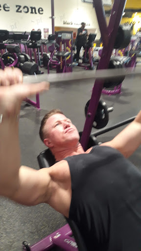 Gym «Planet Fitness - Groves, TX», reviews and photos, 4900 Twin City Hwy, Groves, TX 77619, USA