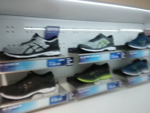 Shoe Store «ASICS Outlet», reviews and photos, 5050 Factory Shops Blvd #830, Castle Rock, CO 80108, USA