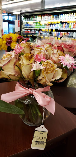 Grocery Store «Albertsons», reviews and photos, 19500 WA-99 Suite 110, Lynnwood, WA 98036, USA