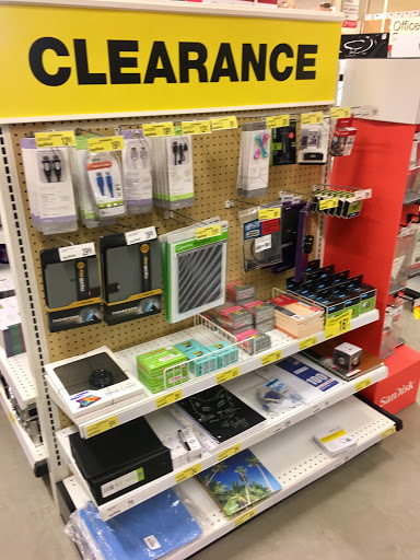 Office Supply Store «Office Depot», reviews and photos, 321 Rohnert Park Expy, Rohnert Park, CA 94928, USA