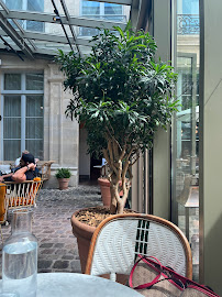 Atmosphère du Restaurant Rivié à Paris - n°15