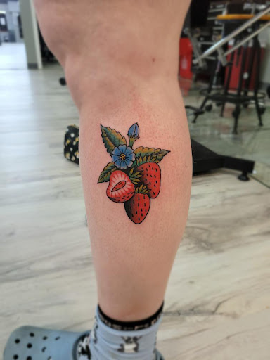 Explore love heart tattoo ideas, creative tattoo ideas in Altoona, available at Ikonic Ink Altoona
