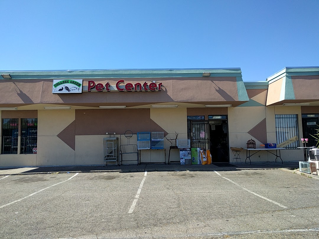 College Greens Pet Center
