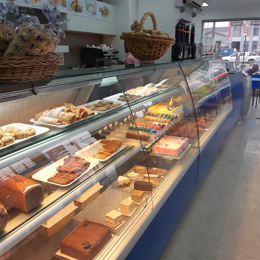 Chocolat Royal, 12E Admiralty Way, Lekki Phase I, Lekki, Nigeria, Dessert Shop, state Ogun