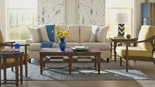 Furniture Store «Hudson’s Furniture & Mattress Outlet», reviews and photos, 3290 W 1st St, Sanford, FL 32771, USA