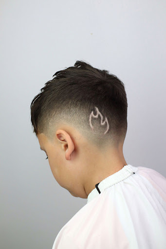 Barber Shop «Luxury Cuts 305 Barber Shop», reviews and photos, 11244 SW 137th Ave, Miami, FL 33186, USA