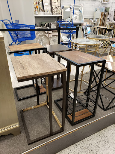 Clothing Store «Ross Dress for Less», reviews and photos, 3255 SW Cedar Hills Blvd, Beaverton, OR 97005, USA