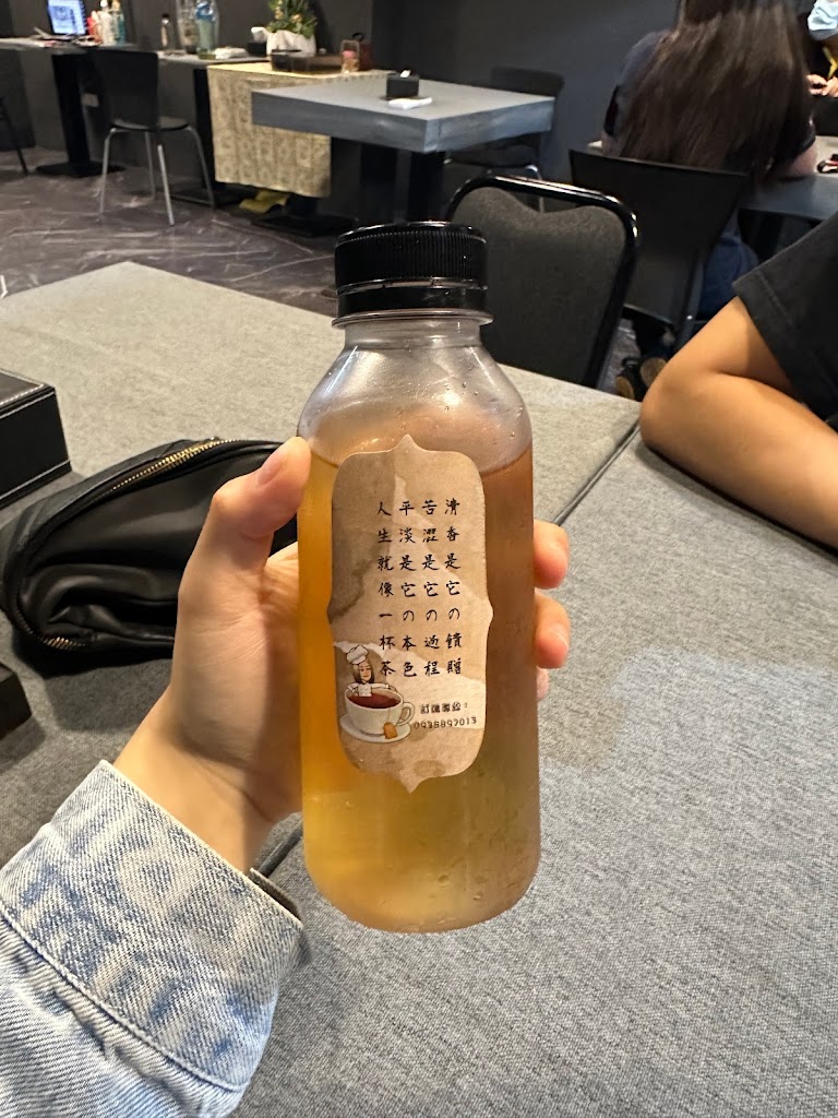 川味麻辣燙滷味（牛肉麵） 的照片