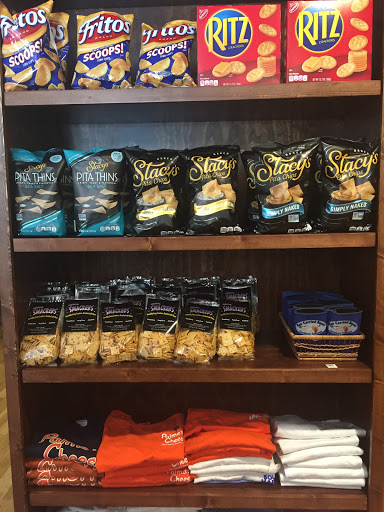 Southern Restaurant (US) «Get Carried Away Southern Takeout», reviews and photos, 10126 Ocean Hwy, Pawleys Island, SC 29585, USA