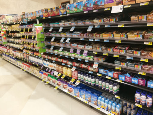 Grocery Store «Harris Teeter», reviews and photos, 3501 Oleander Dr, Wilmington, NC 28403, USA