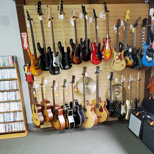 Pawn Shop «SILVER LINING JEWELRY AND LOAN GRESHAM», reviews and photos, 300 SE 181st Ave, Portland, OR 97233, USA